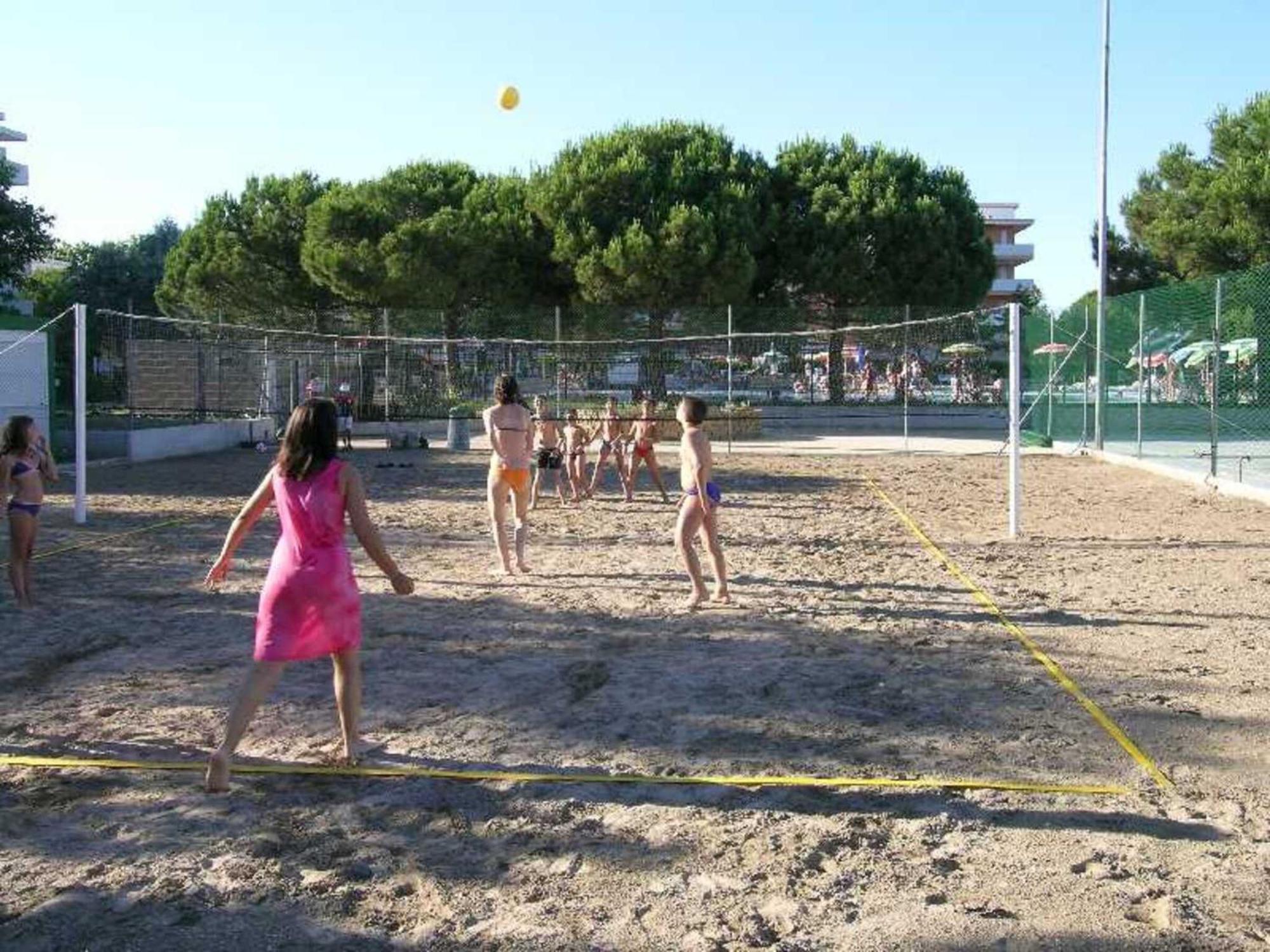 Enjoy A Lovely Flat With Pool - Beahost Apartment Bibione